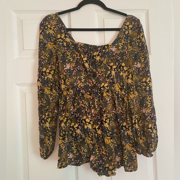 Paulina Floral Romper - Picture 2 of 7